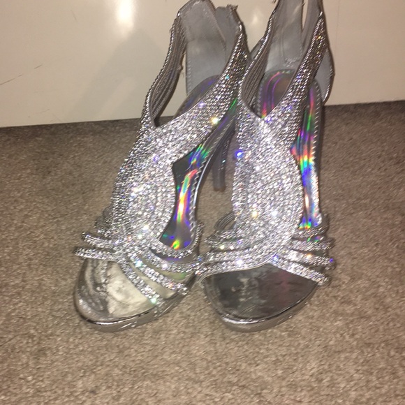 silver sparkly prom heels